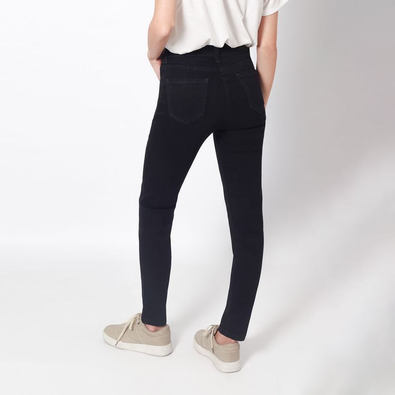 image-b2f8160e3c3b4a519949d5f6c9932ba1