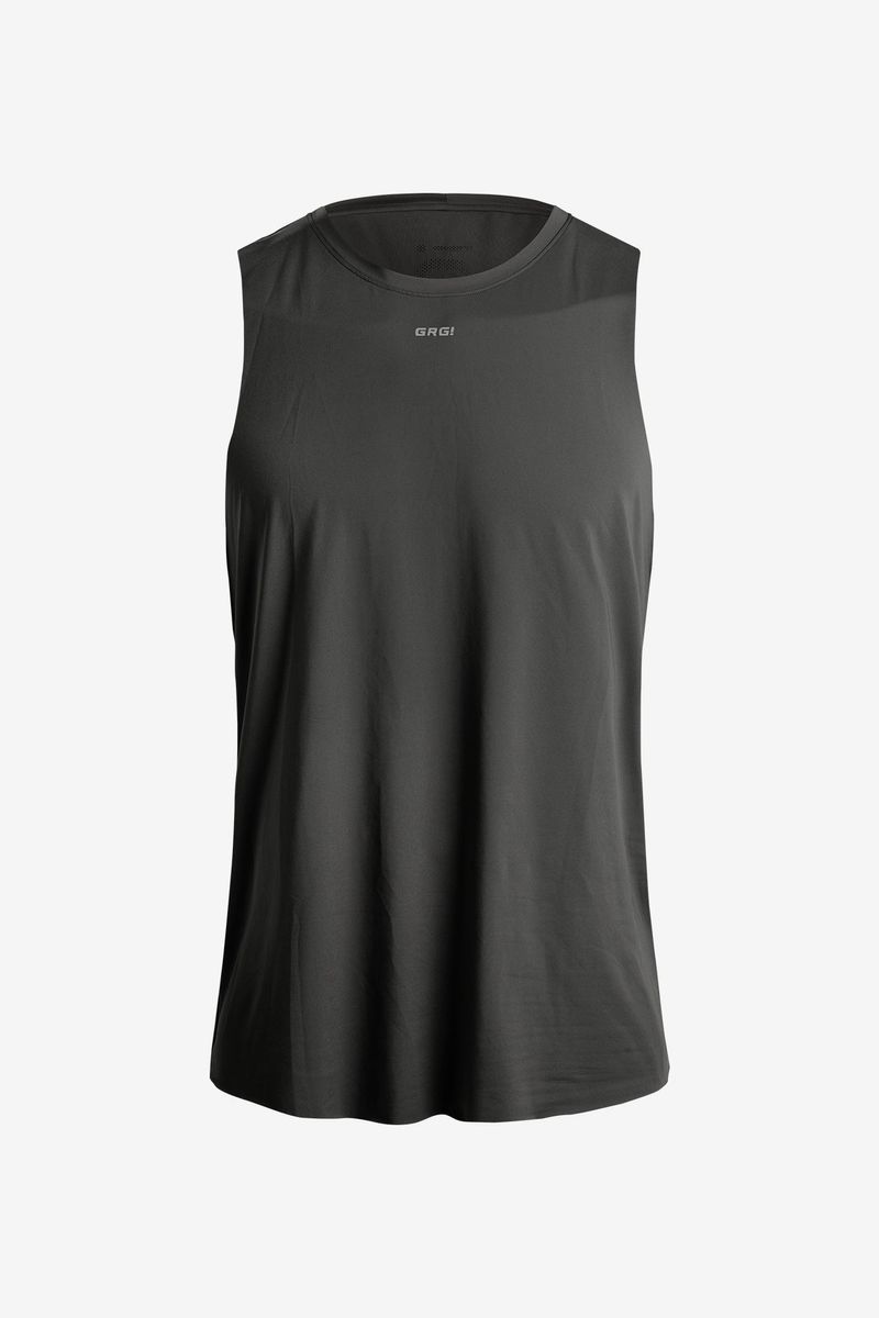 CAMISETA-DEPORTIVA-SIN-MANGAS-AIRWEIGHT-KM42-FRONT_7e2d1d50-5a2b-4e99-a0cc-e11662ac7118