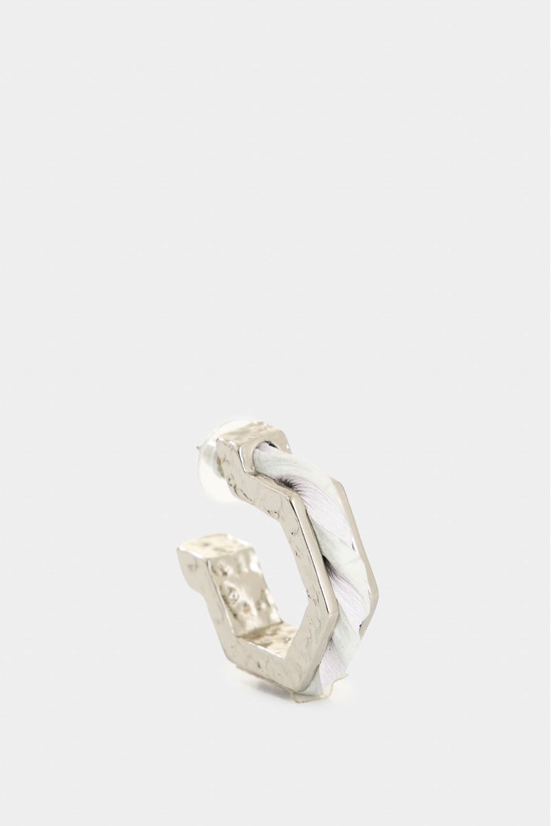 1038087-09-01-Aretes