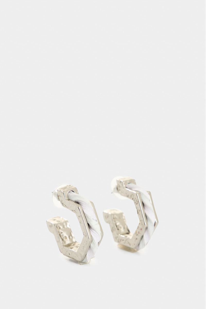 1038087-09-02-Aretes