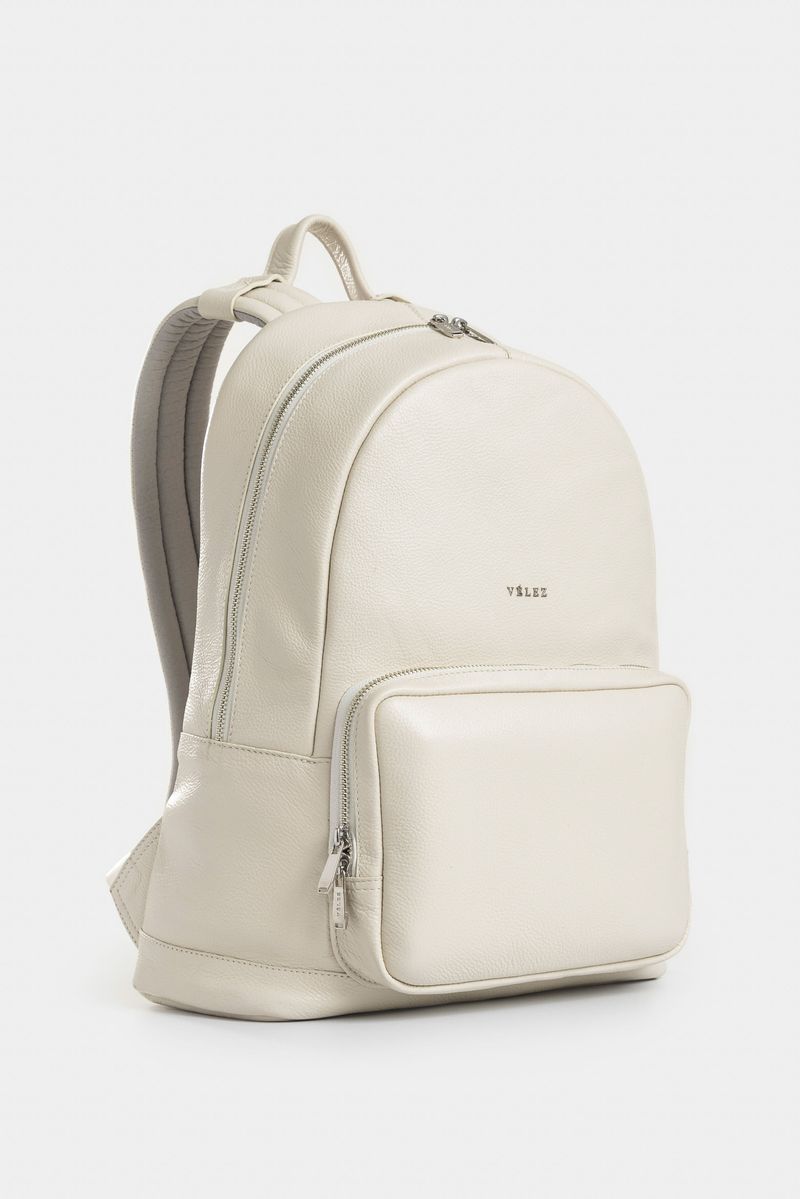1037425-09-02-Morral-de-cuero