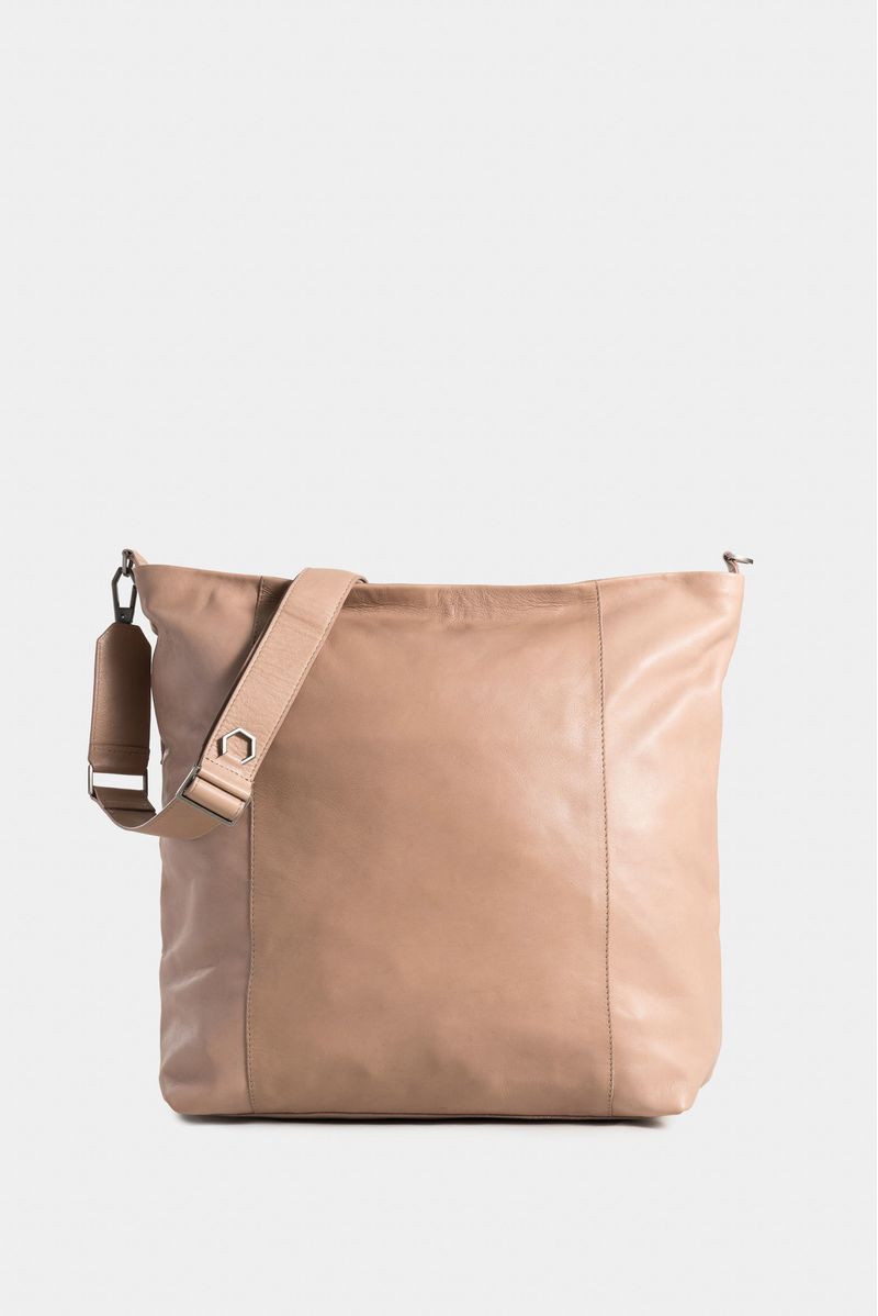1034969-31-03-Bolso-shoppong-de-cuero