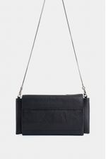 1037610-00-03-Bolso-bowling-de-cuero