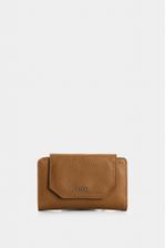 1038367-02-01-Billetera-de-cuero
