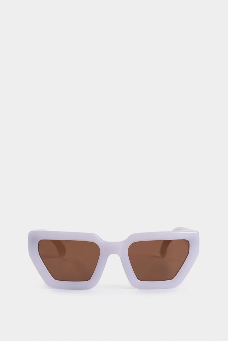 1037360-09-02-Gafas