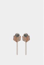1037357-38-01-Aretes-de-cuero