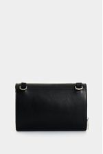 1038504-00-03-Bolso-manos-libres-de-cuero
