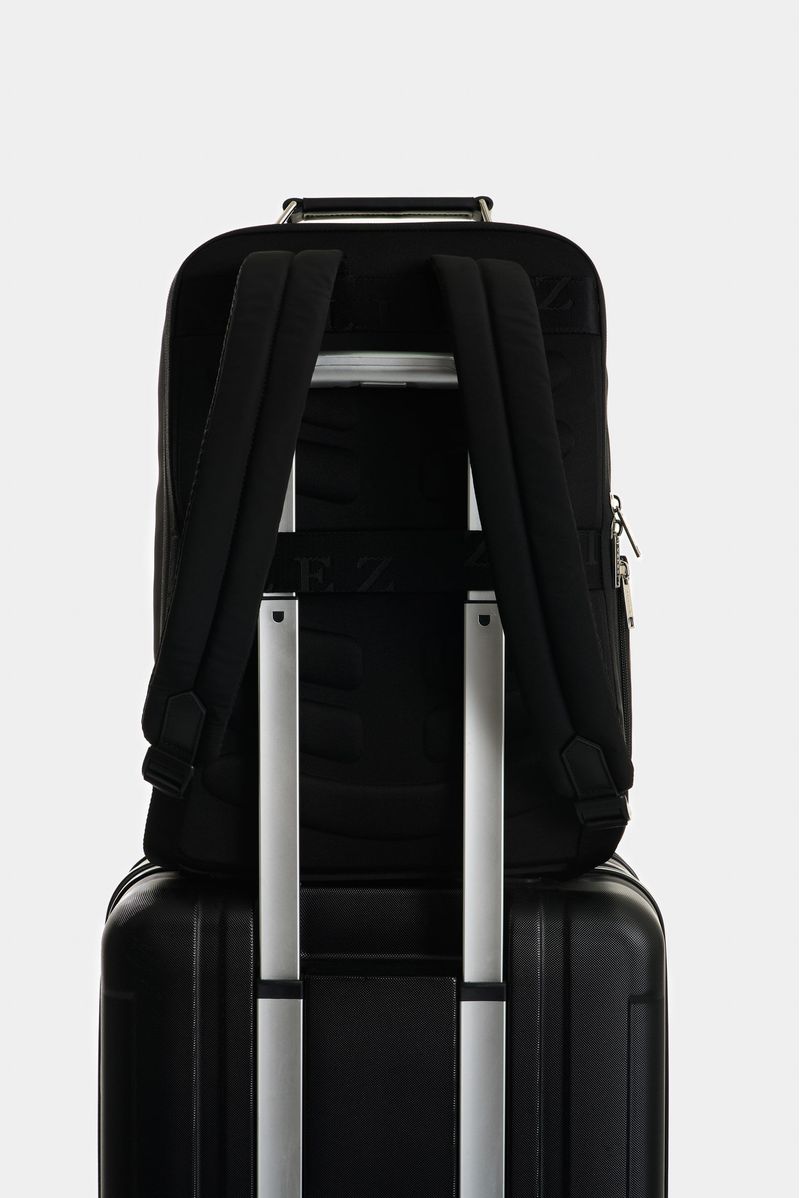 1038781-00-03-Morral