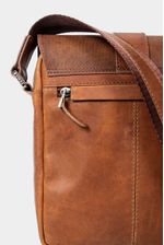 1029995-02-03-Bolso-manos-libres-de-cuero