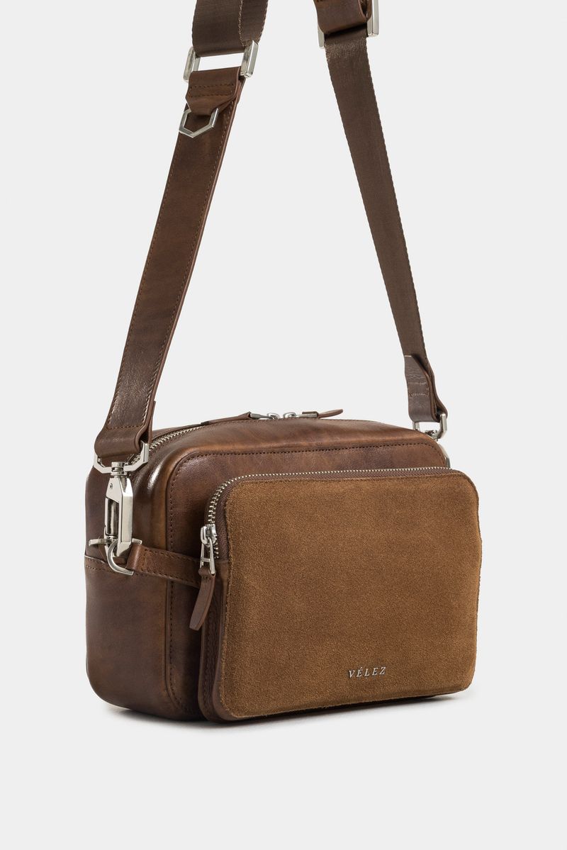 1036677-02-02-Bolso-manos-libres-de-cuero