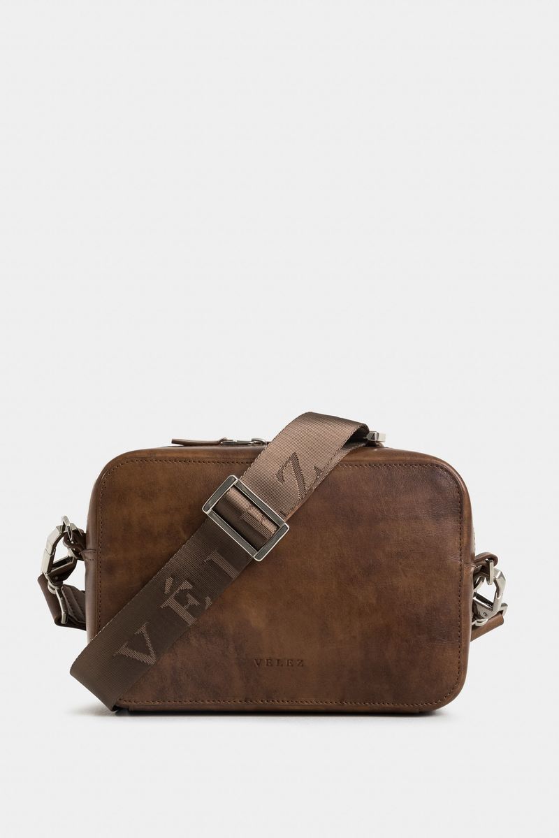 1036677-02-03-Bolso-manos-libres-de-cuero
