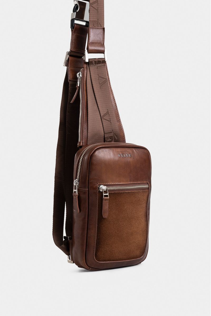 1036681-02-02-Bolso-manos-libres-de-cuero