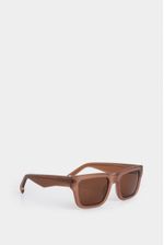 1037372-11-02-Gafas