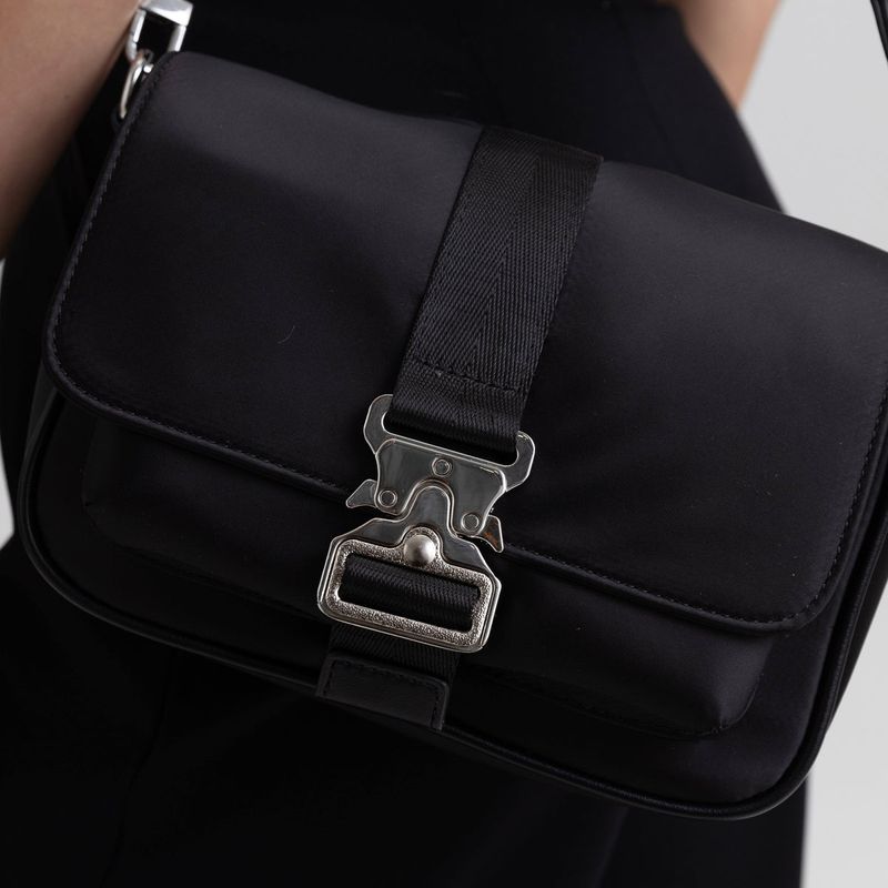 FANNYPACK-BASIC-UNISEX-LEXUS-BLACK