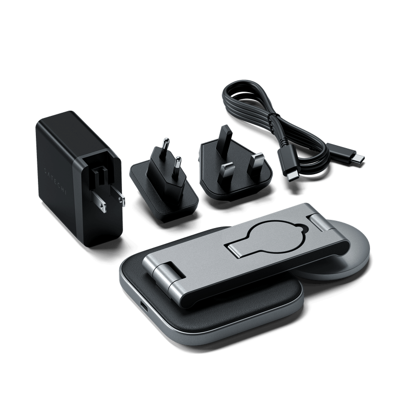 Satechi-3-in-1-Foldable-Qi2-Charging-Stand3