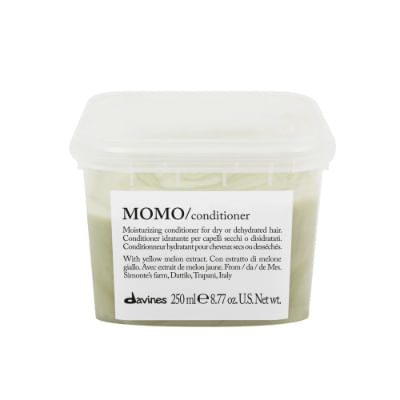 CONDITIONER-DAVINES-MOMO-MOISTURIZING-250-ML.Front-View8392462
